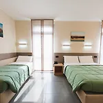 帕里尼酒店 酒店 博斯斯帕日尼