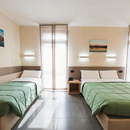 Hotel Parini Hotel 3*