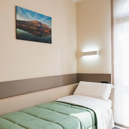 Parini Hotel Hotel 3*
