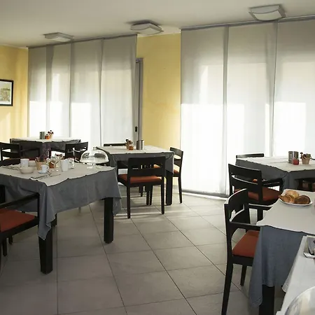 فندق Parini