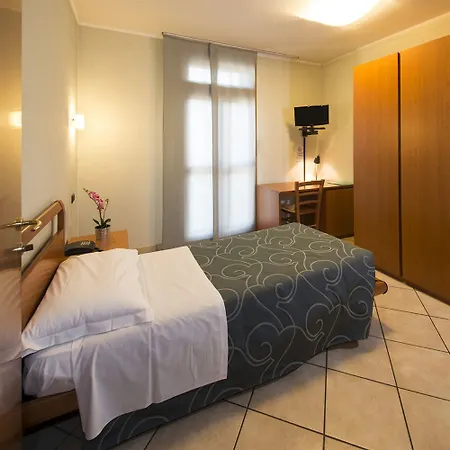 Parini Hotel Hotel Bosisio Parini
