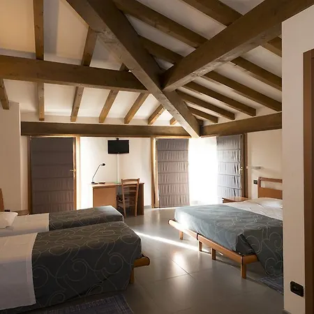 Parini Hotel Hotel