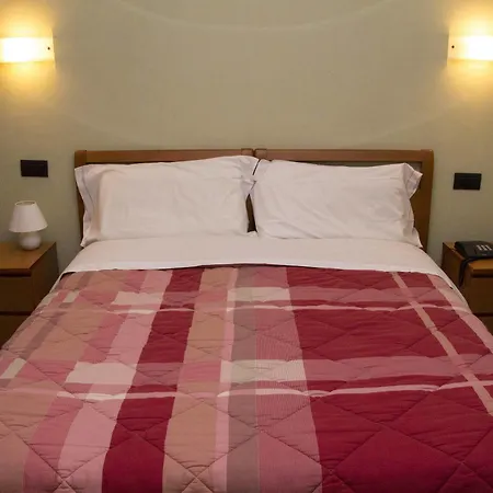 Hotel Parini Hotel