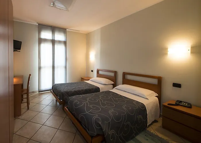 Parini Hotel Bosisio Parini