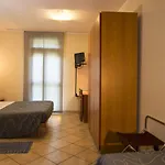 Parini Hotel 3*