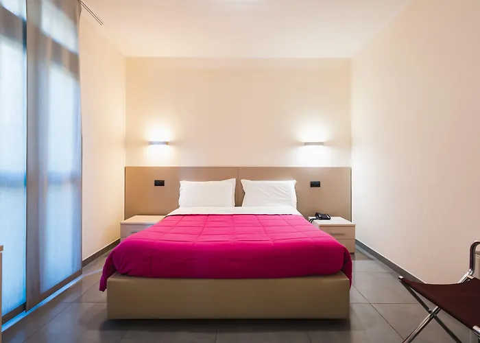 Parini Hotel 3*